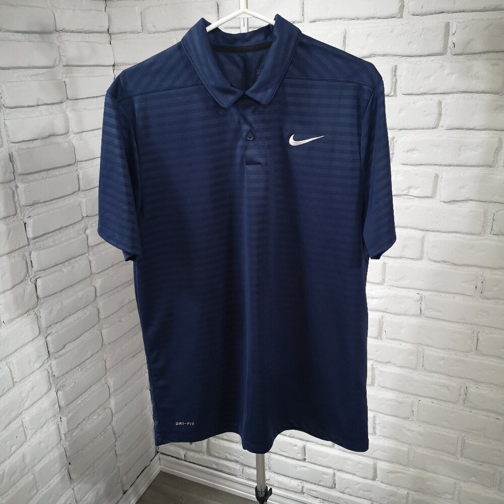 Nike Dri-Fit Men's Size Large Navy Straight Fit Short Sleeves Polo